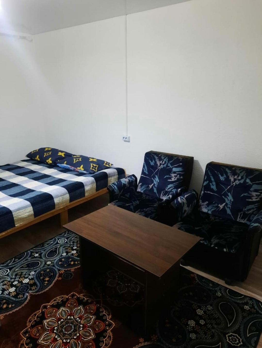 Hotel Атлант Bishkek Exterior foto